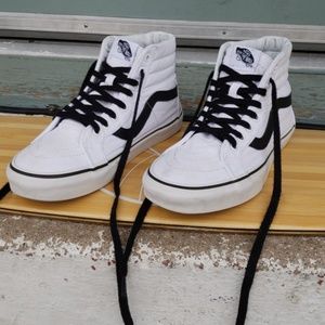 High top Old Skool Van size 8.5 Mens